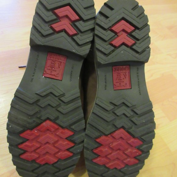 Kodiak solid bralorne waterproof boots - Picture 2 of 10